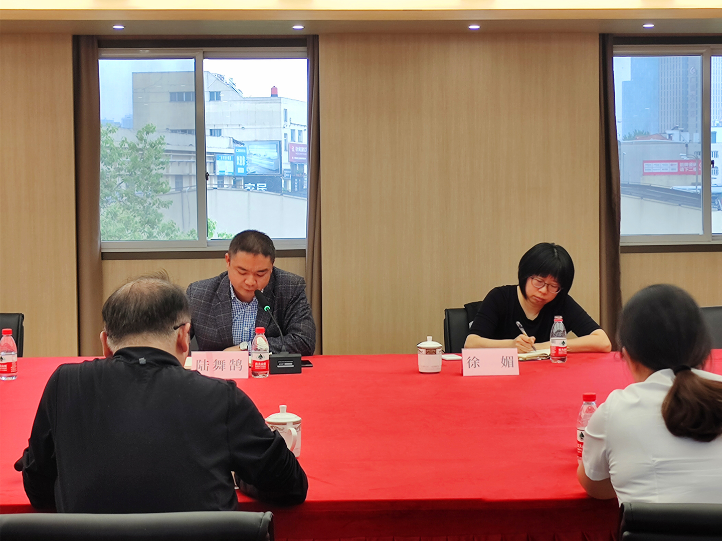 4陆副主席总结谈话.jpg 4陆副主席总结谈话.jpg