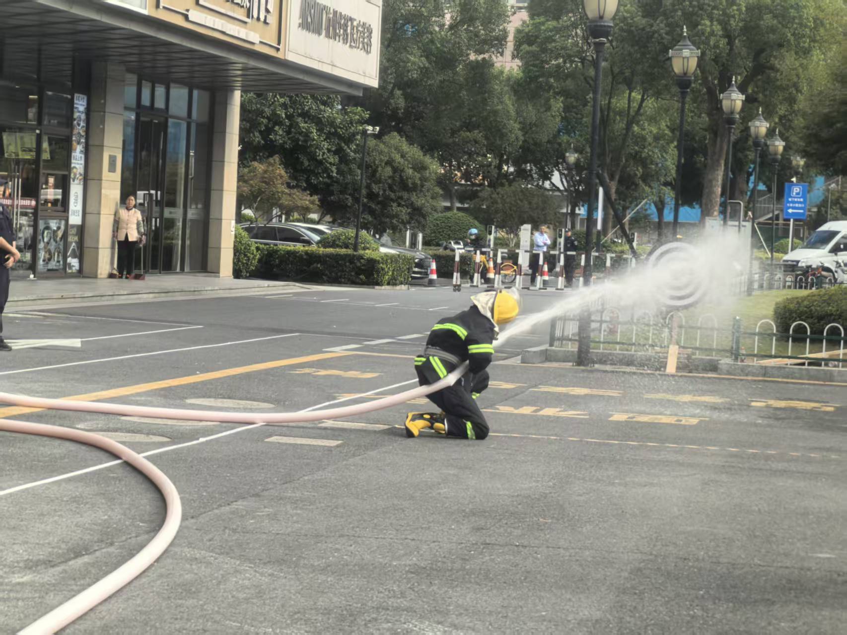 微信图片_20251103170620_178_68.jpg 微信图片_20251103170620_178_68.jpg